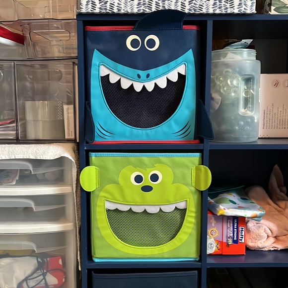 3 11x11x11 Cube storage bins for kids room. 2 monkeys and 1 shark $15 - Picture 5 of 5